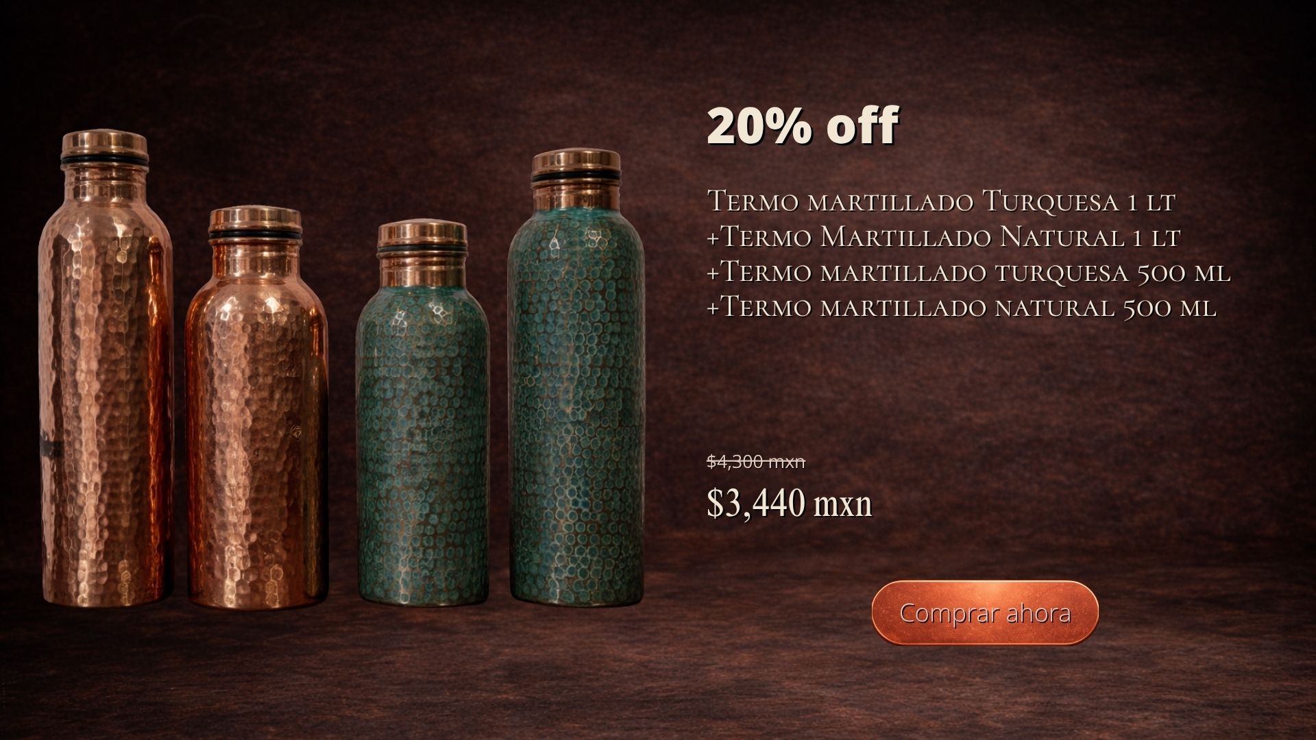 Kit de termos de cobre martillado en color turquesa y natural de 1 litro y 500 ml sobre fondo elegante