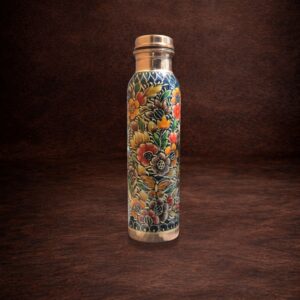 Termo de cobre artesanal verde esmeralda con mariposas monarca, flores y aves pintado a mano de 1 litro